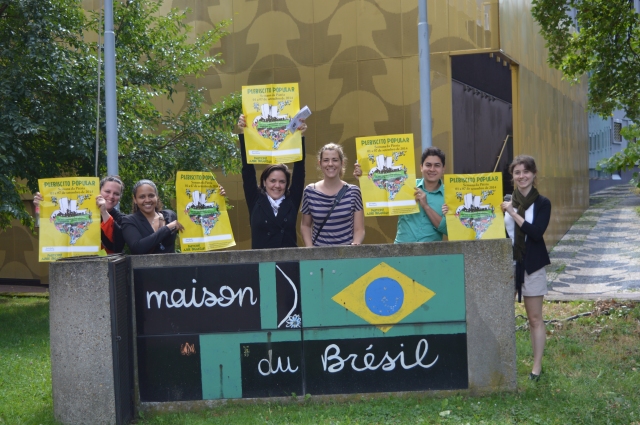Brasileiros em Paris transforma "Dia Nacional" em "Dia Internacional de Mobilização pela Constituinte"
